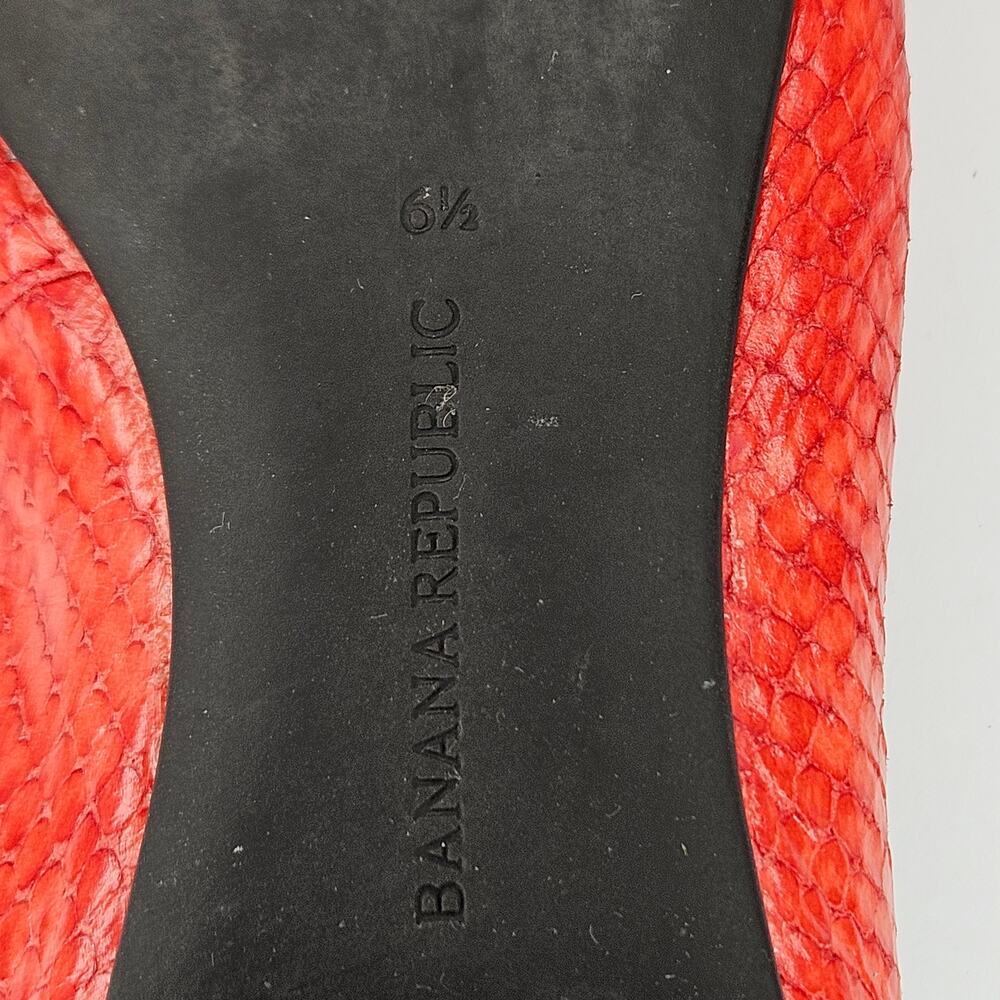 Banana Republic Red Leather Snakeskin Slip‎ On Ballet Flats Size 6.5 - Picture 9 of 9